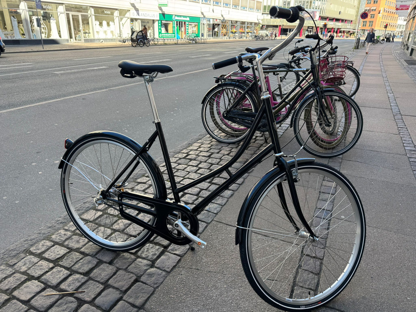 Neptun Retro damecykel – Sort / 3 gear Shimano